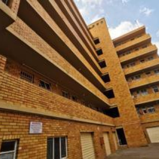 2.5 Bedroom apartment for sale Sunnyside